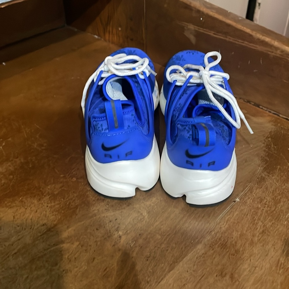 Women Nike Presto Blue, size 8 🏃 🏃‍♂️ 🔥 - Picture 4 of 6